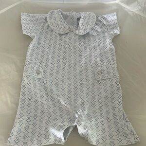 Lila and Hayes play suit 3T